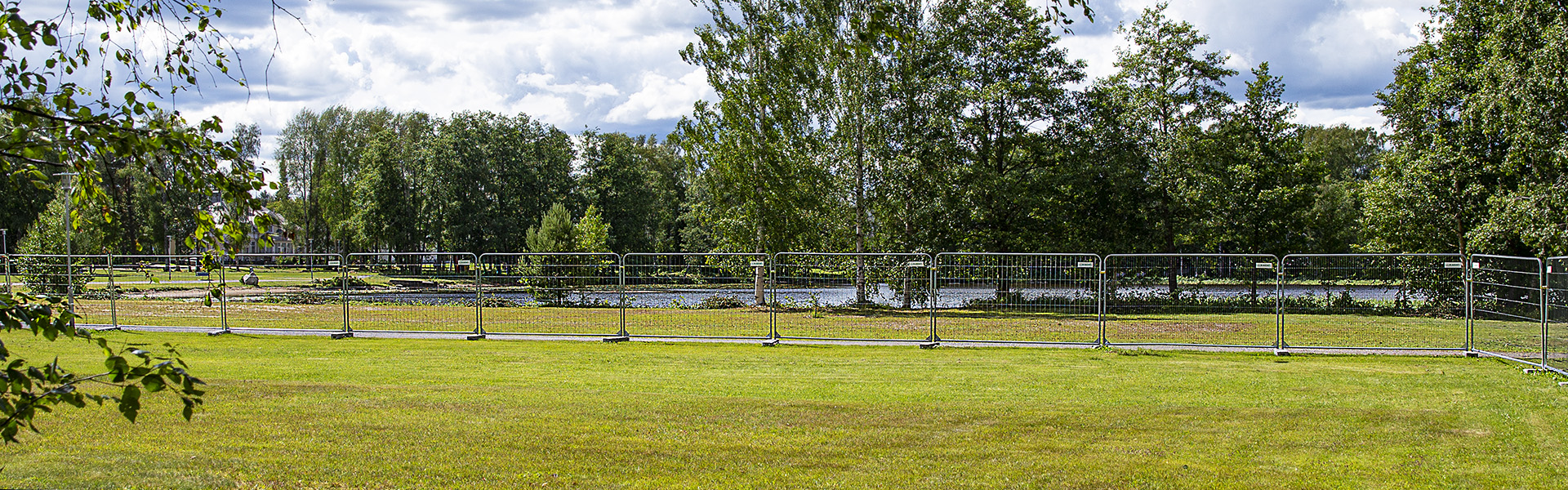 Temporary & mobile fences